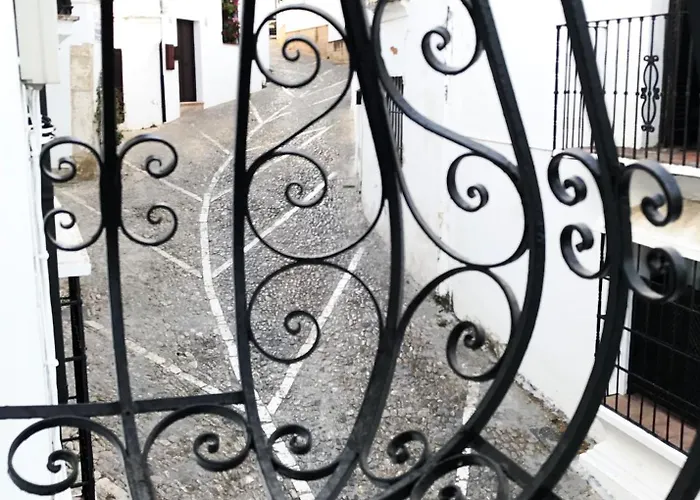Salvatierra Guest House